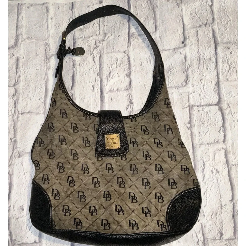 VNTG‎ DOONEY & BOURKE Hobo Shoulder Bag Monogram Leather Strap & Coin Purse